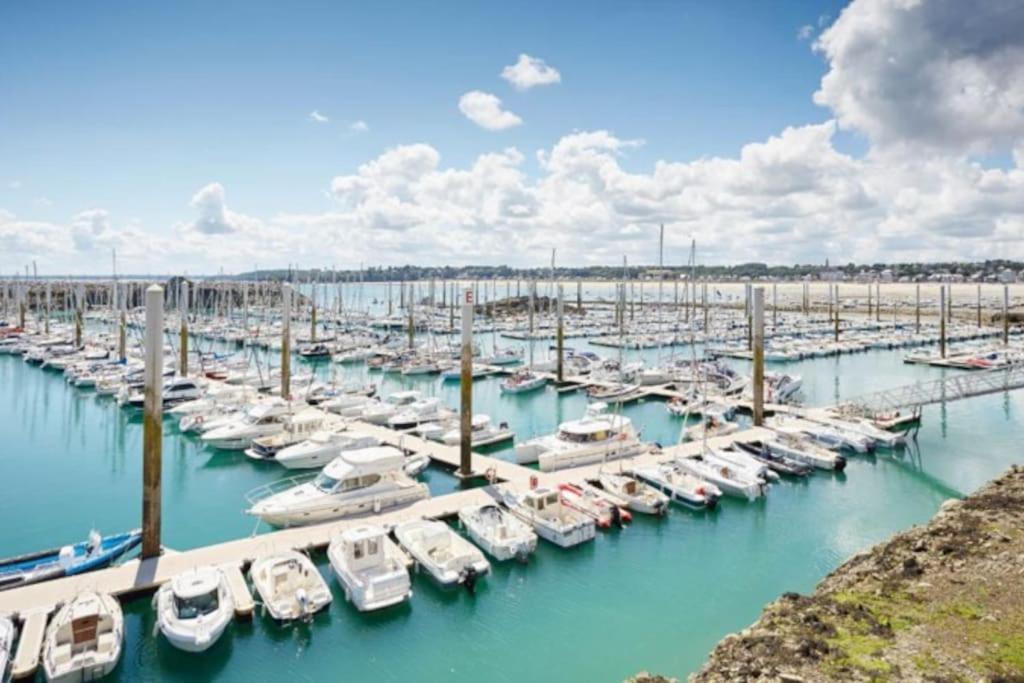 Apartamento 50M De La Plage: Studio Au Coeur Du Centre ! Saint-Cast-le-Guildo Exterior foto